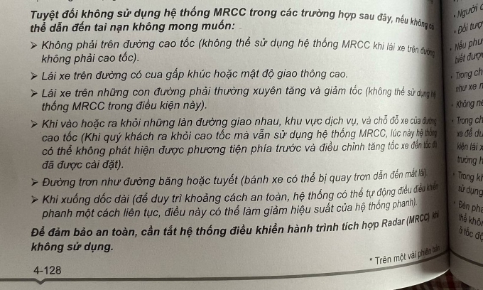 Khuyến cáo các trường hợp không nên dùng ga tự động trên sách hướng dẫn sử dụng ôtô. Ảnh: Tân Phan