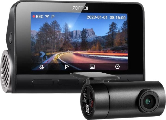 Camera hành trình 70mai A810-2 với cmaera phụ phía sau. Ảnh: 70mai