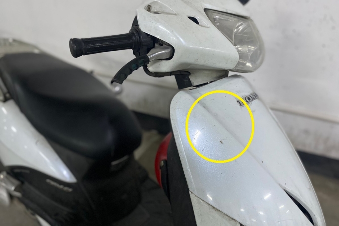 IC của Lead đời cũ nằm ở phía sau khoanh tròn. Ảnh: Thanh Thanh