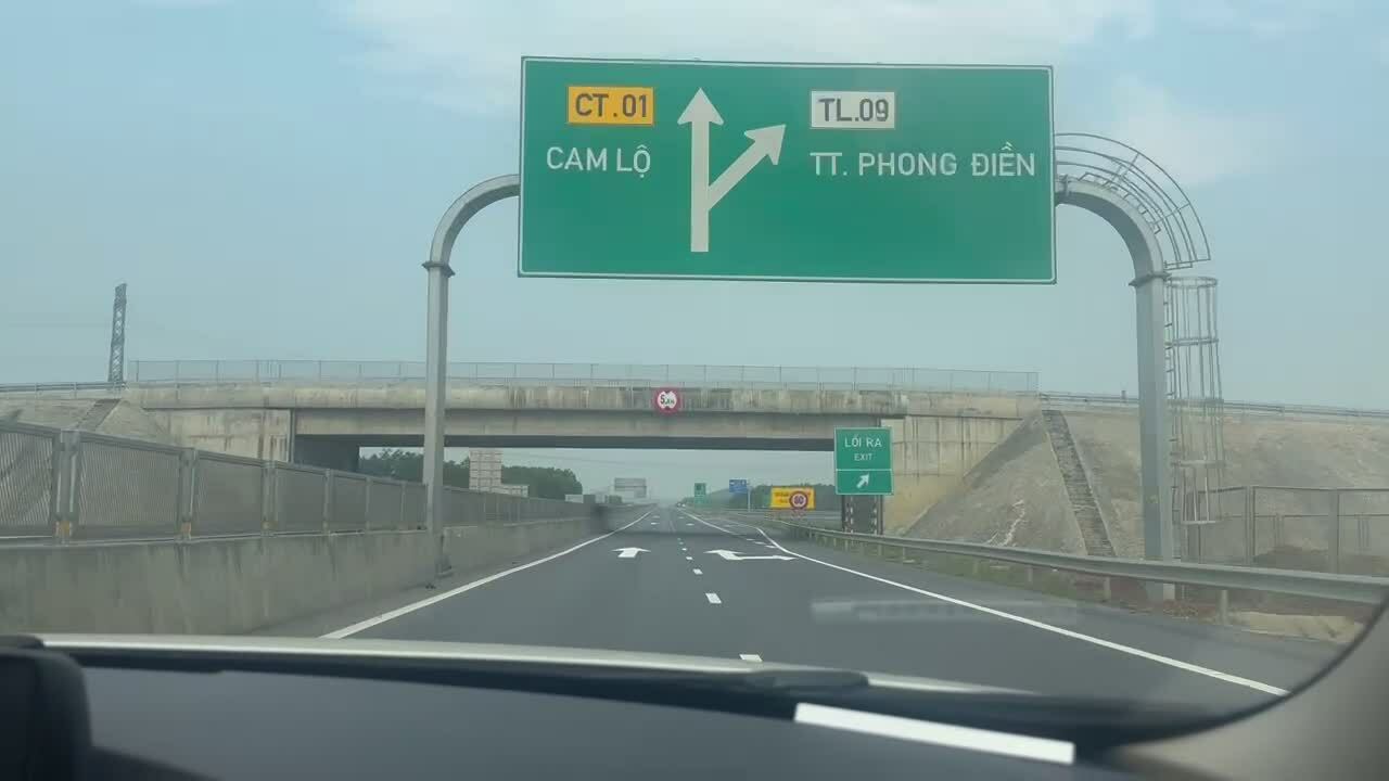 Cao tốc Cam Lộ - La Sơn đoạn qua Huế