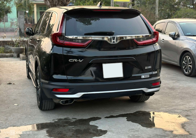 Chiếc CR-V chảy nước tại Hải Phòng. Ảnh: Ánh Dương