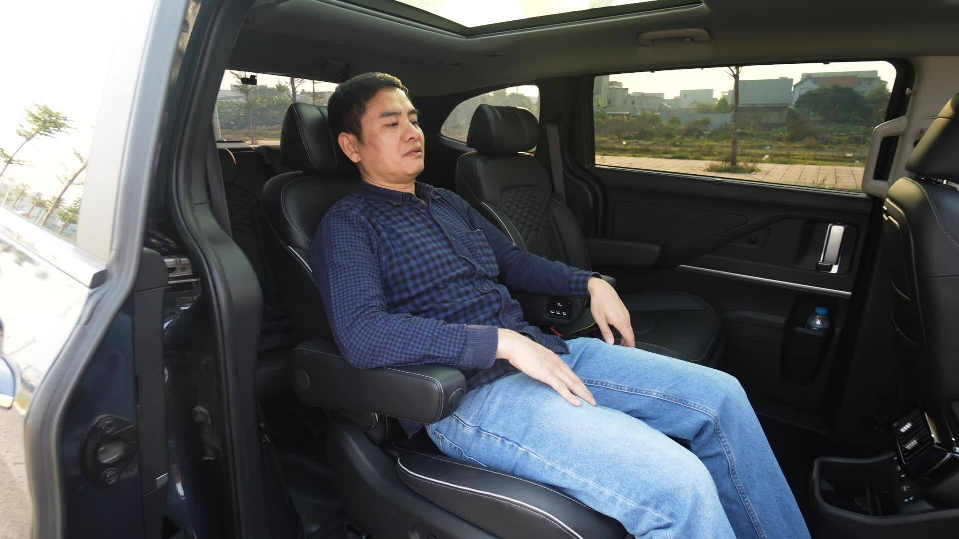 Hyundai Custin - xe gia đình nhẹ nhàng
