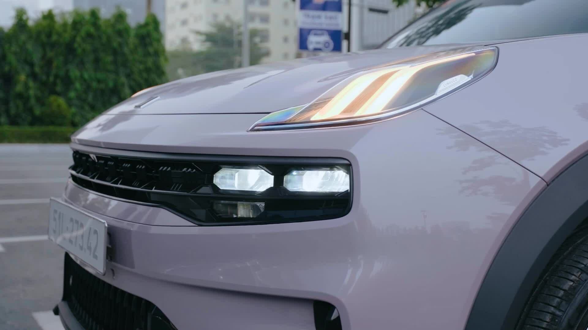 Lynk & Co 06
